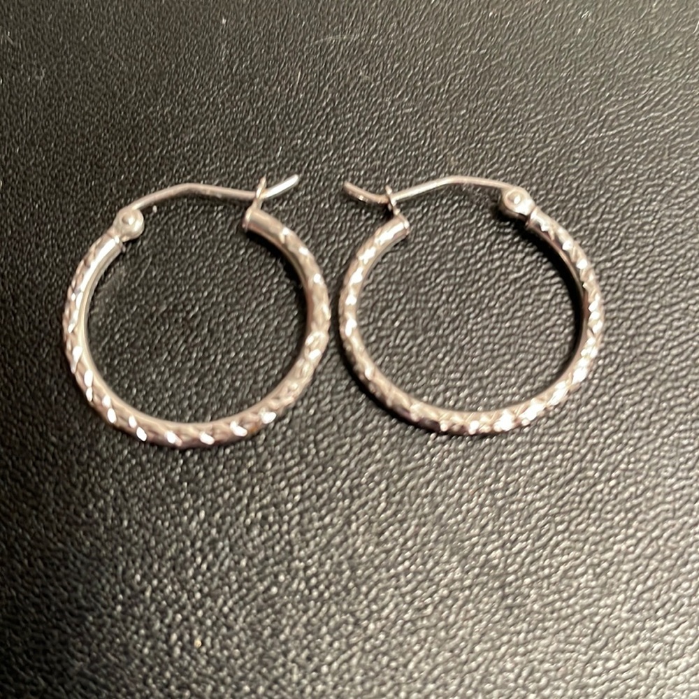 14k white gold hoops 20mm